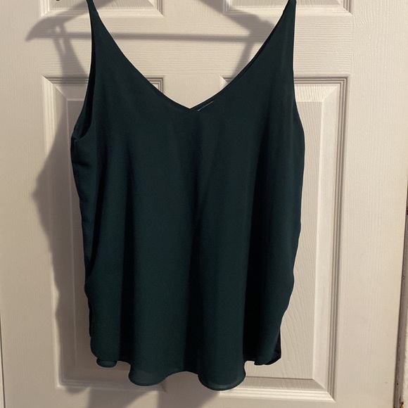 🍍 KISMET✨ Tank Top Bundle - Size Medium - Picture 4 of 10